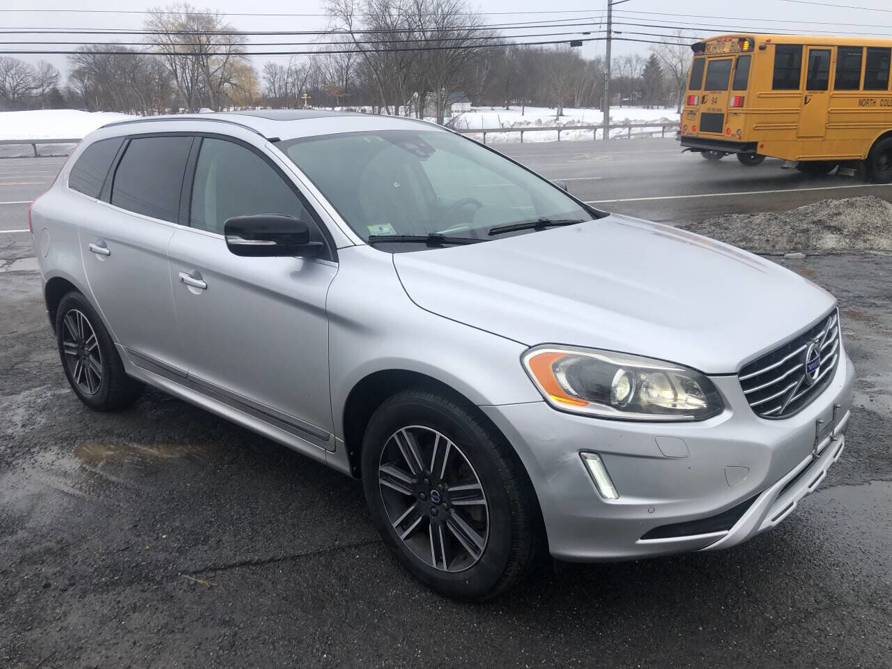2017 VOLVO XC60