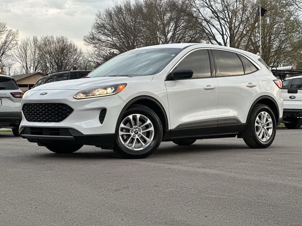 2022 FORD Escape