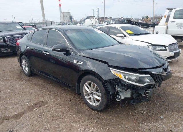 2016 KIA Optima
