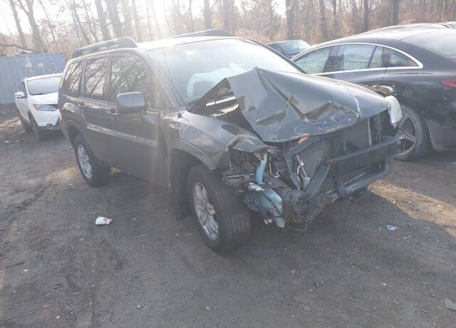 2011 MITSUBISHI Endeavor