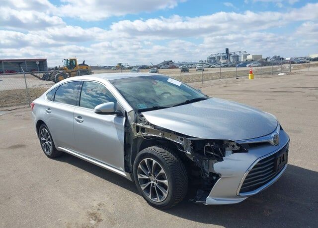 2018 TOYOTA Avalon