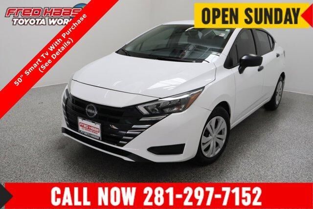 2025 NISSAN Versa