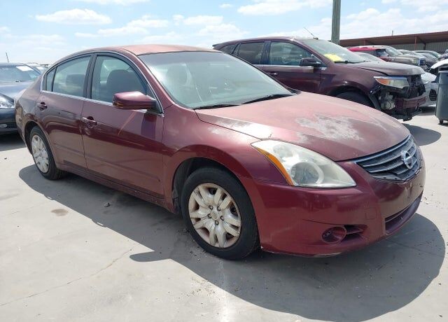 2012 NISSAN Altima
