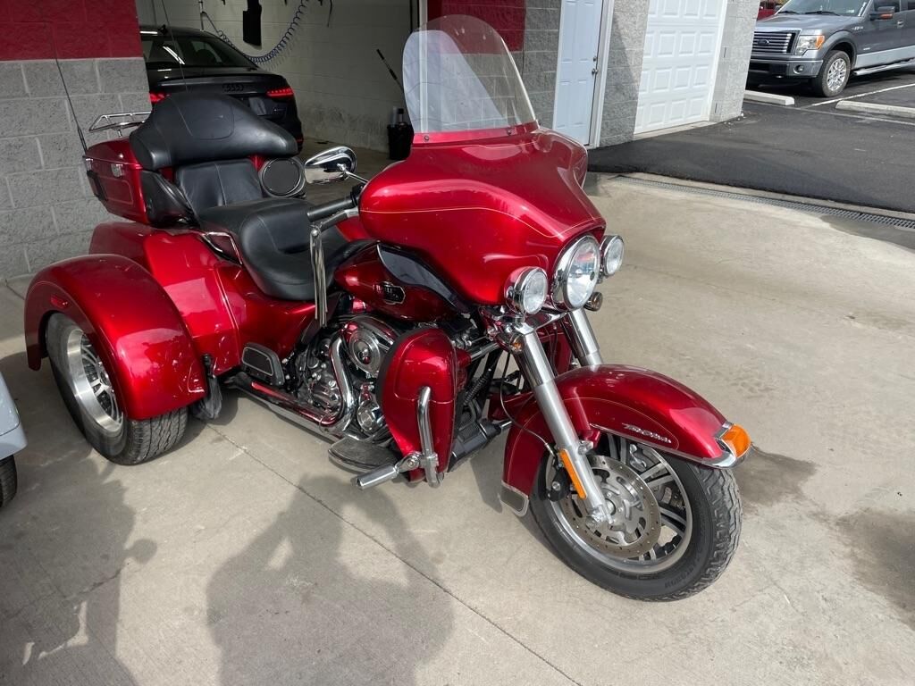 2013 HARLEY DAVIDSON Tri Glide Ultra Classic
