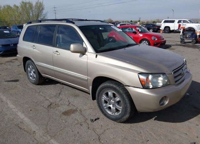 2005 TOYOTA Highlander