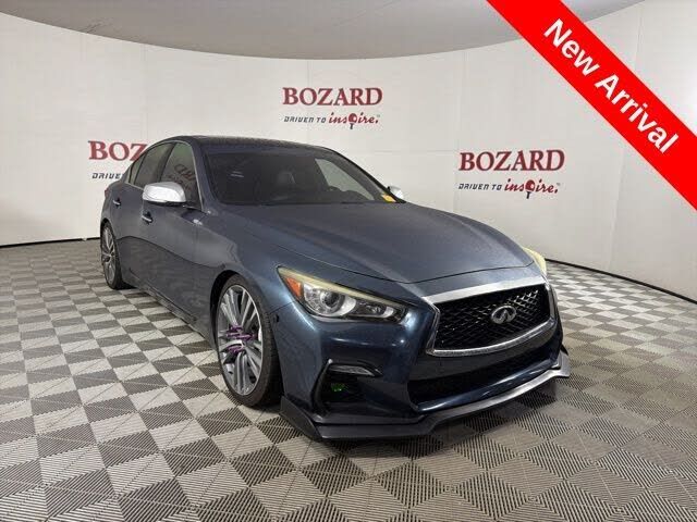2015 INFINITI Q50