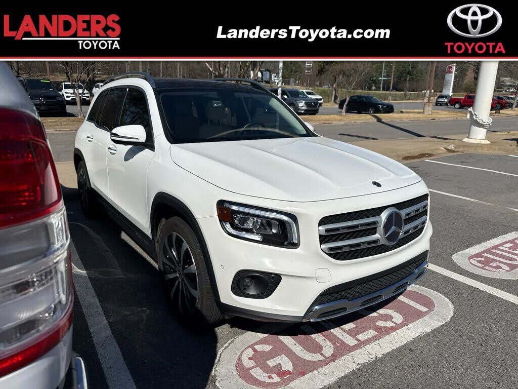 2022 MERCEDES-BENZ GLB-Class