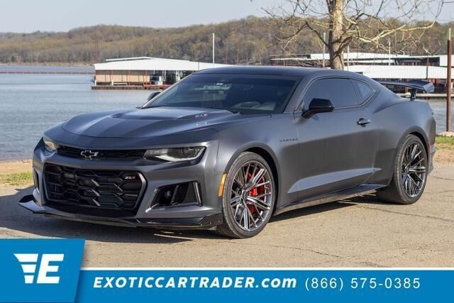 2024 CHEVROLET Camaro