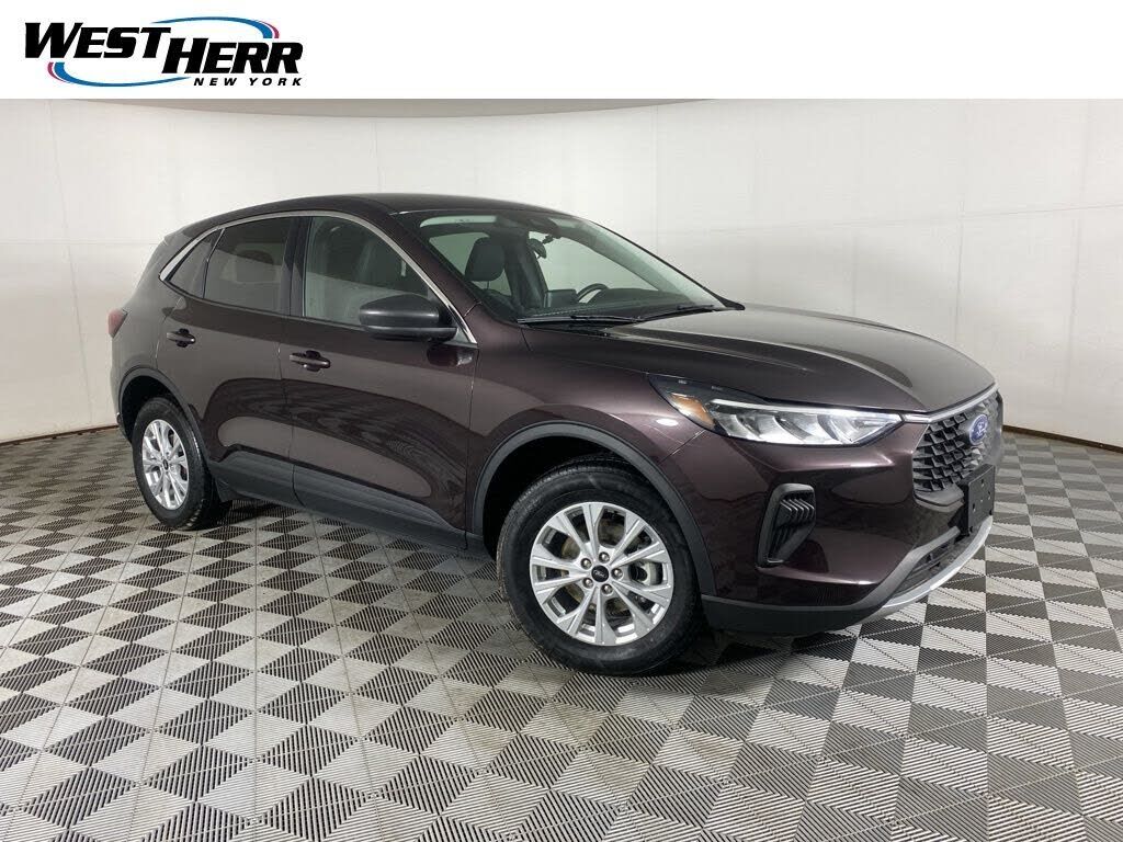 2023 FORD Escape