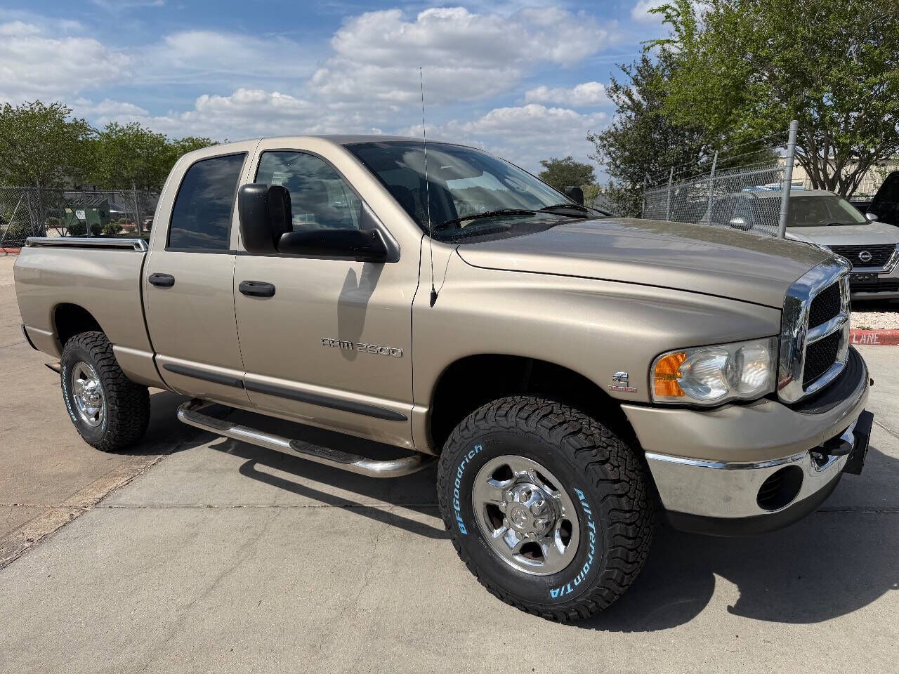 2004 DODGE Ram