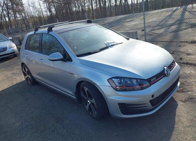 2016 VOLKSWAGEN Golf GTI