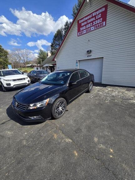 2016 VOLKSWAGEN Passat
