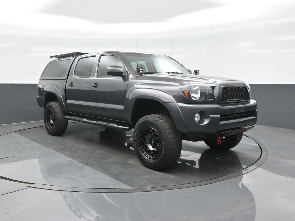 2011 TOYOTA Tacoma