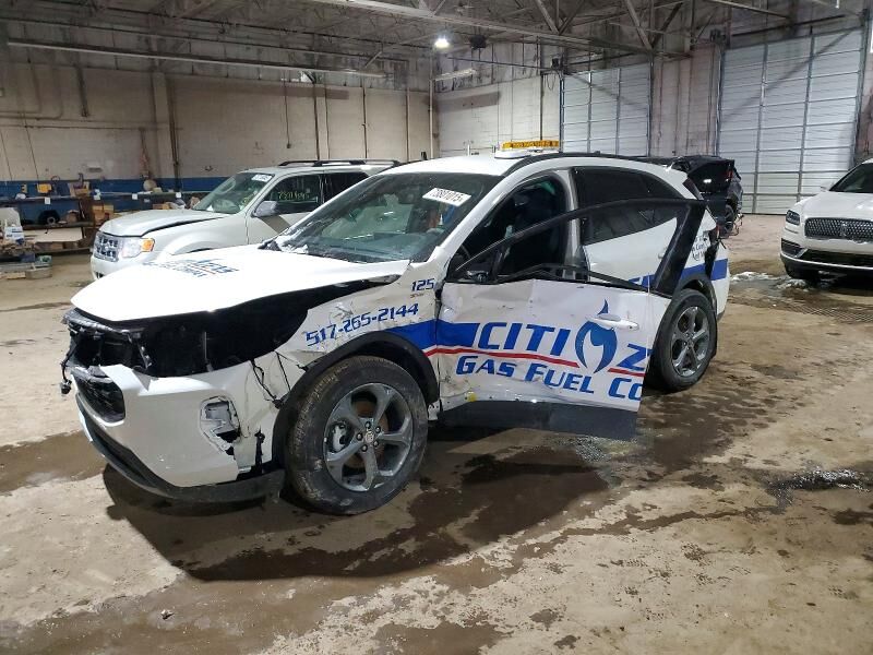 2025 FORD Escape