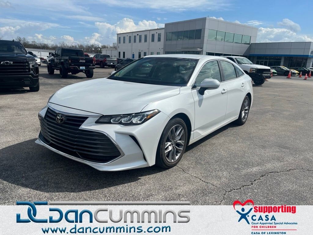2020 TOYOTA Avalon