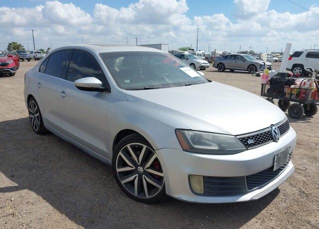 2014 VOLKSWAGEN Jetta