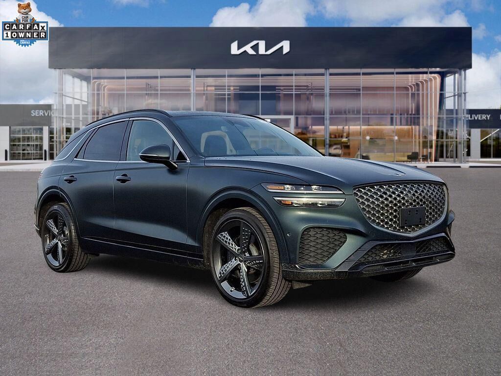 2023 GENESIS GV70