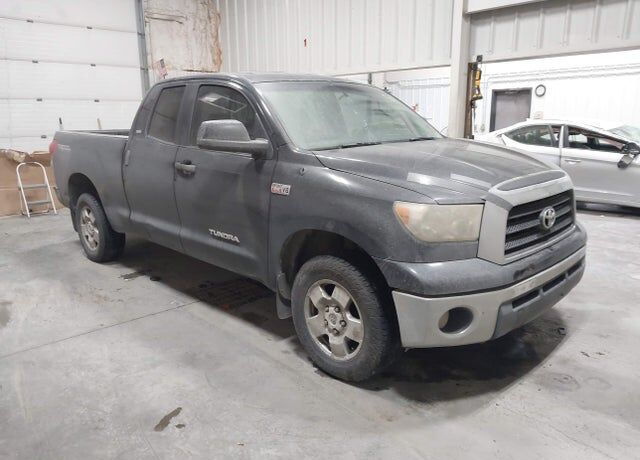 2008 TOYOTA Tundra
