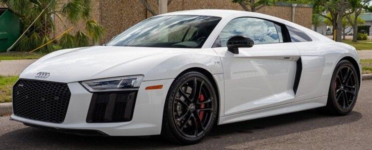 2018 AUDI R8