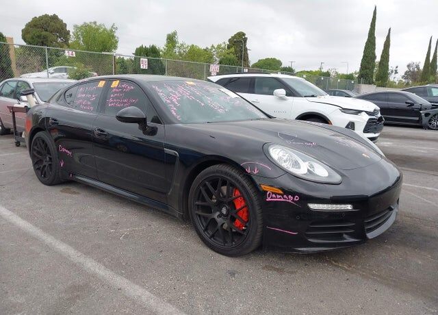 2014 PORSCHE Panamera