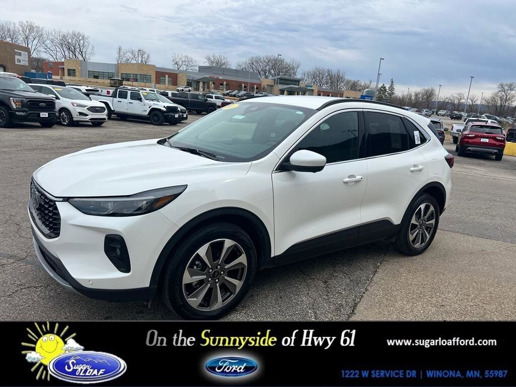 2024 FORD Escape