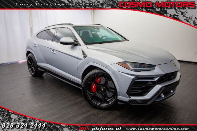 2022 LAMBORGHINI URUS