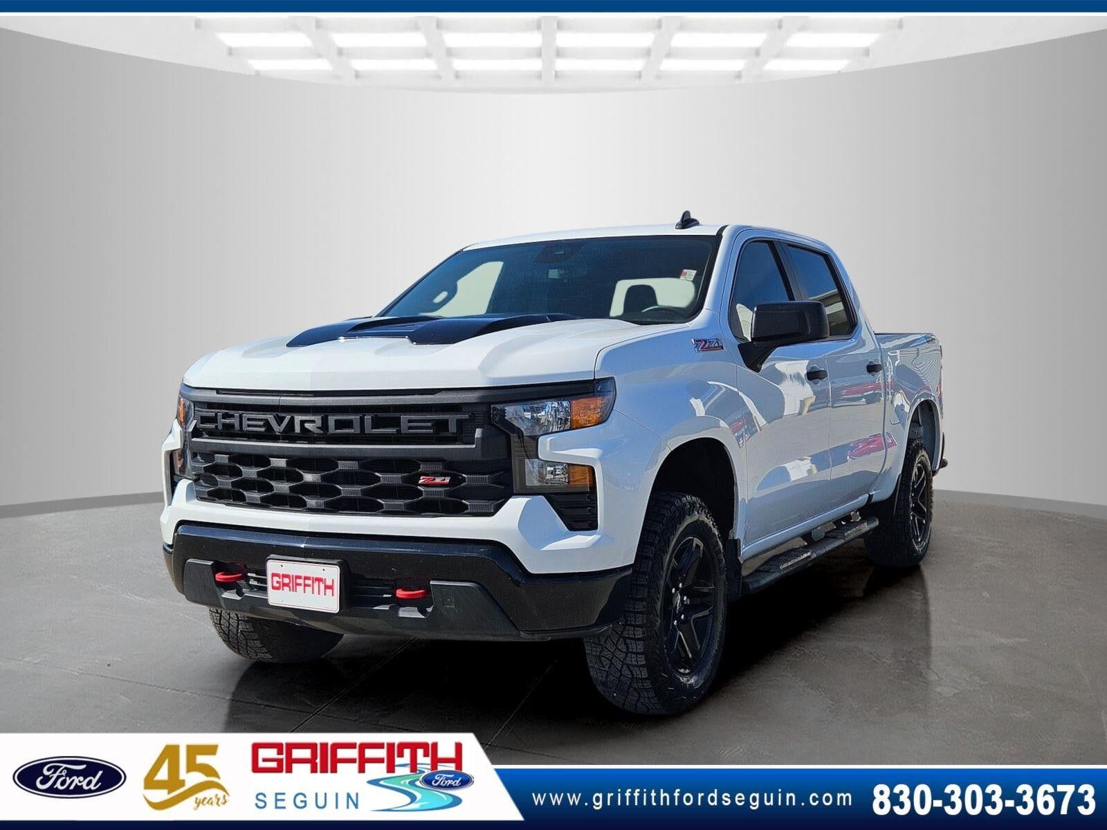 2024 CHEVROLET Silverado