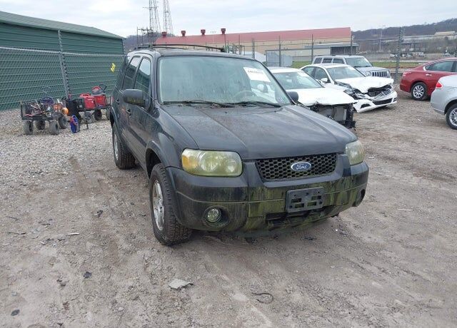 2005 FORD Escape