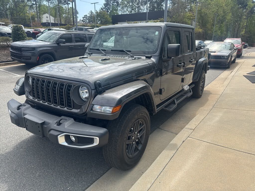 2024 JEEP Gladiator