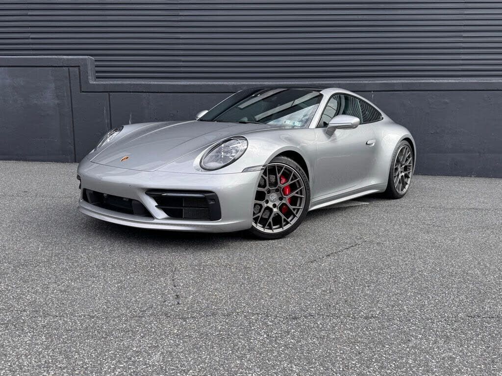 2024 PORSCHE 911