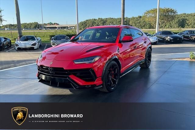 2023 LAMBORGHINI URUS