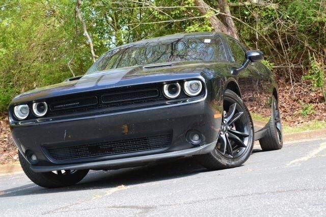 2017 DODGE Challenger