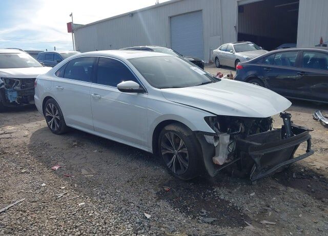 2021 VOLKSWAGEN Passat