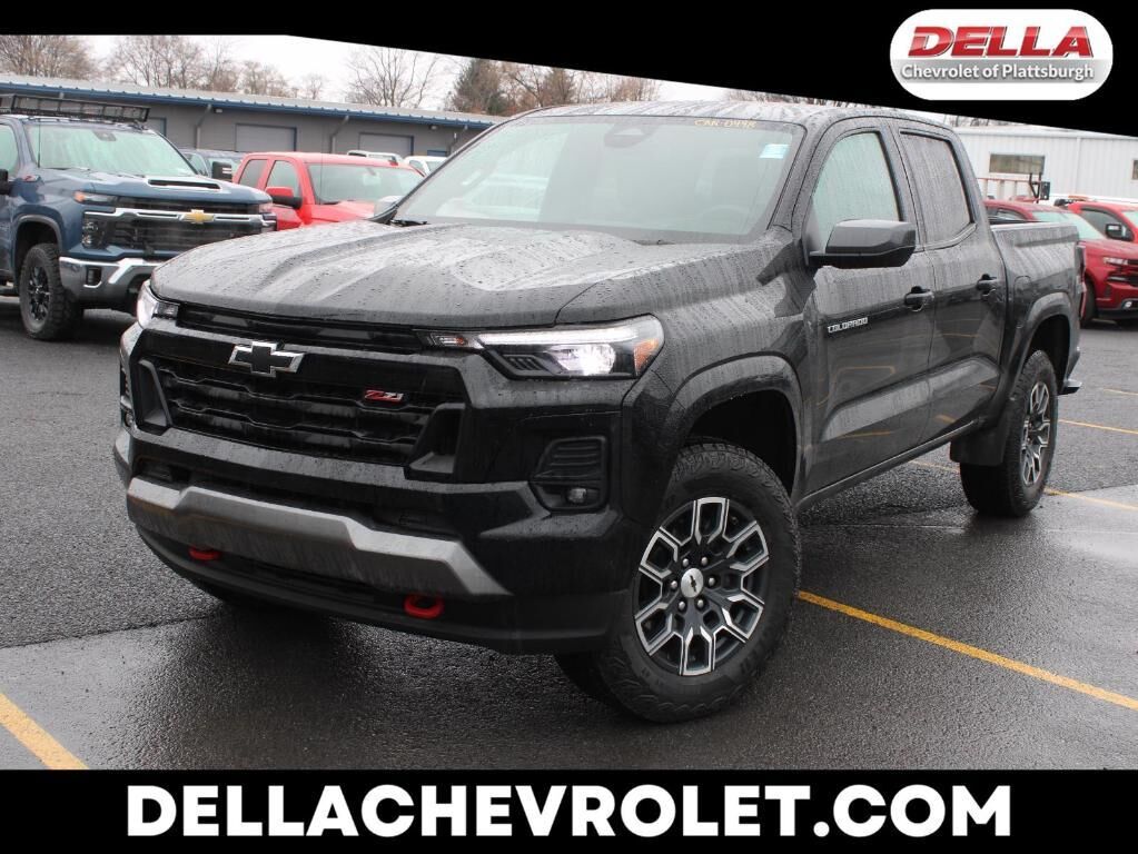 2025 CHEVROLET Colorado