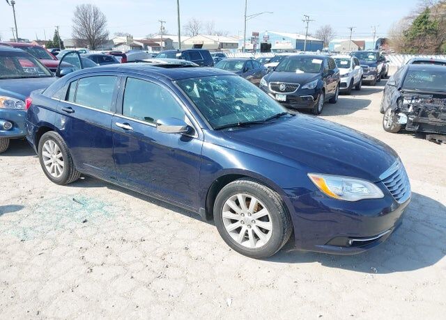 2014 CHRYSLER 200