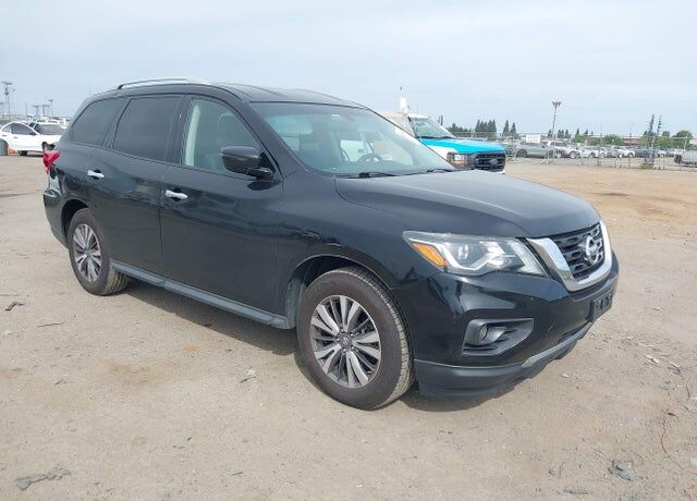2018 NISSAN Pathfinder