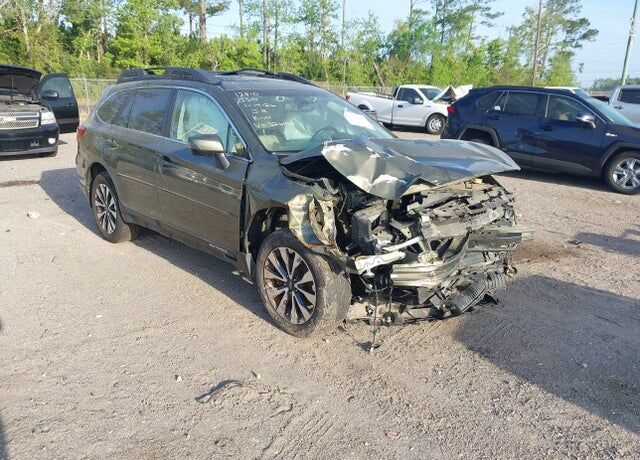 2015 SUBARU Outback
