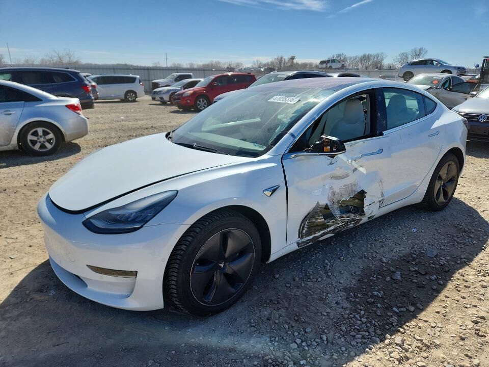 2018 TESLA Model 3