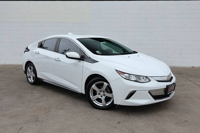 2017 CHEVROLET Volt