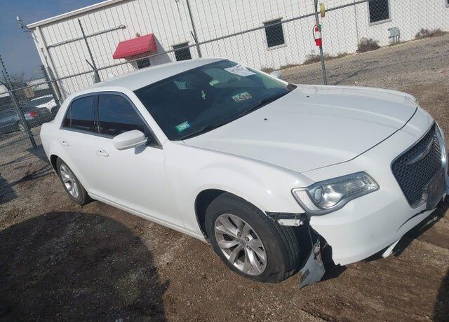 2018 CHRYSLER 300