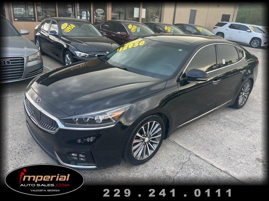 2017 KIA Cadenza