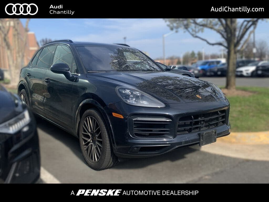 2023 PORSCHE Cayenne