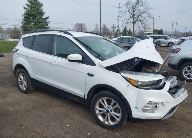 2018 FORD Escape