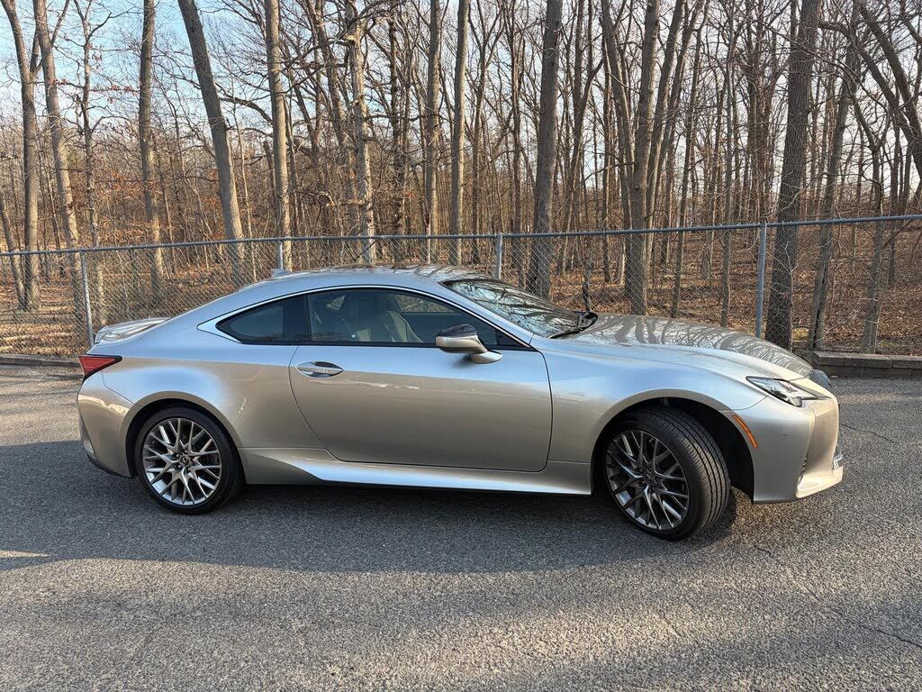 2019 LEXUS RC
