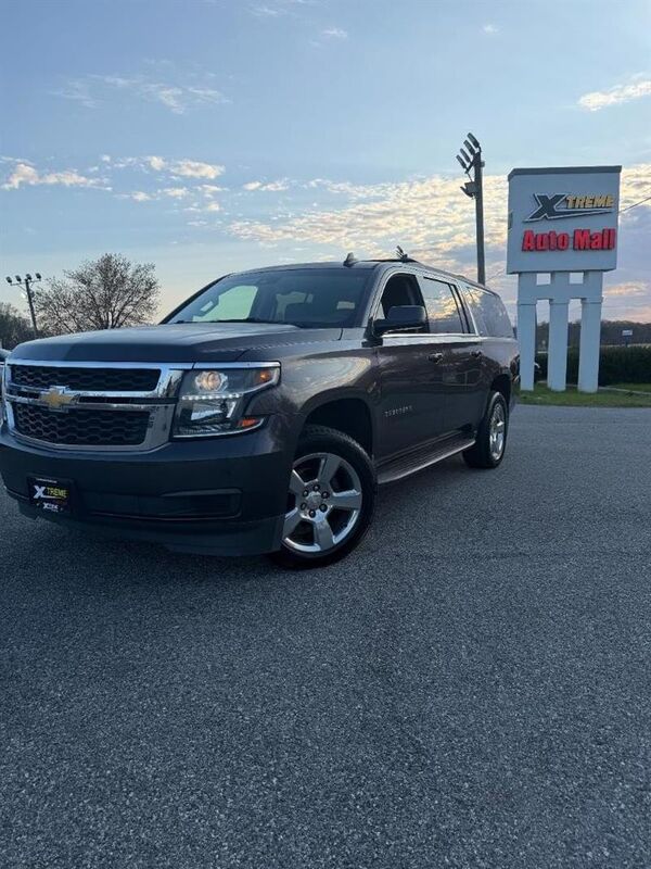 2017 CHEVROLET Suburban