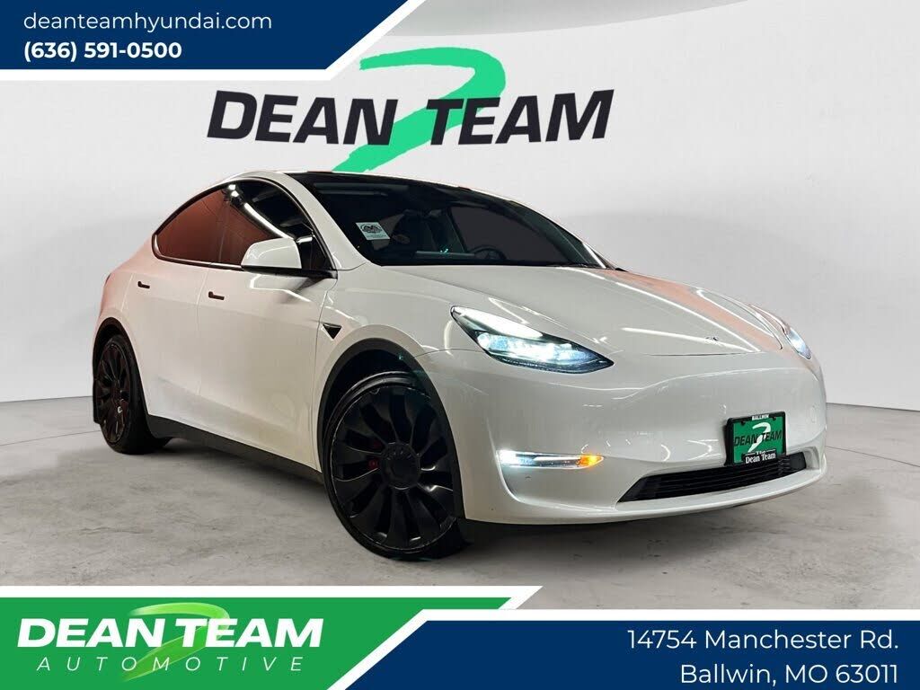 2023 TESLA Model Y