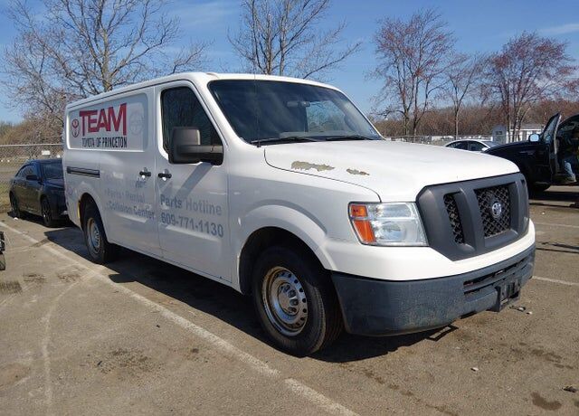 2012 NISSAN NV