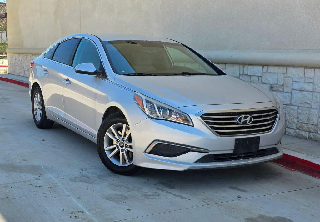 2017 HYUNDAI Sonata