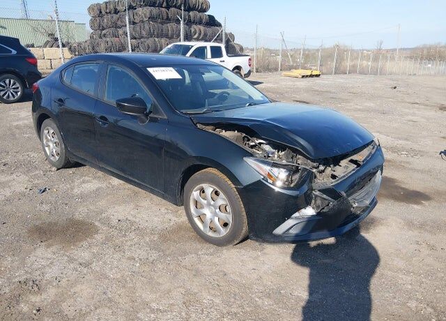 2015 MAZDA Mazda3