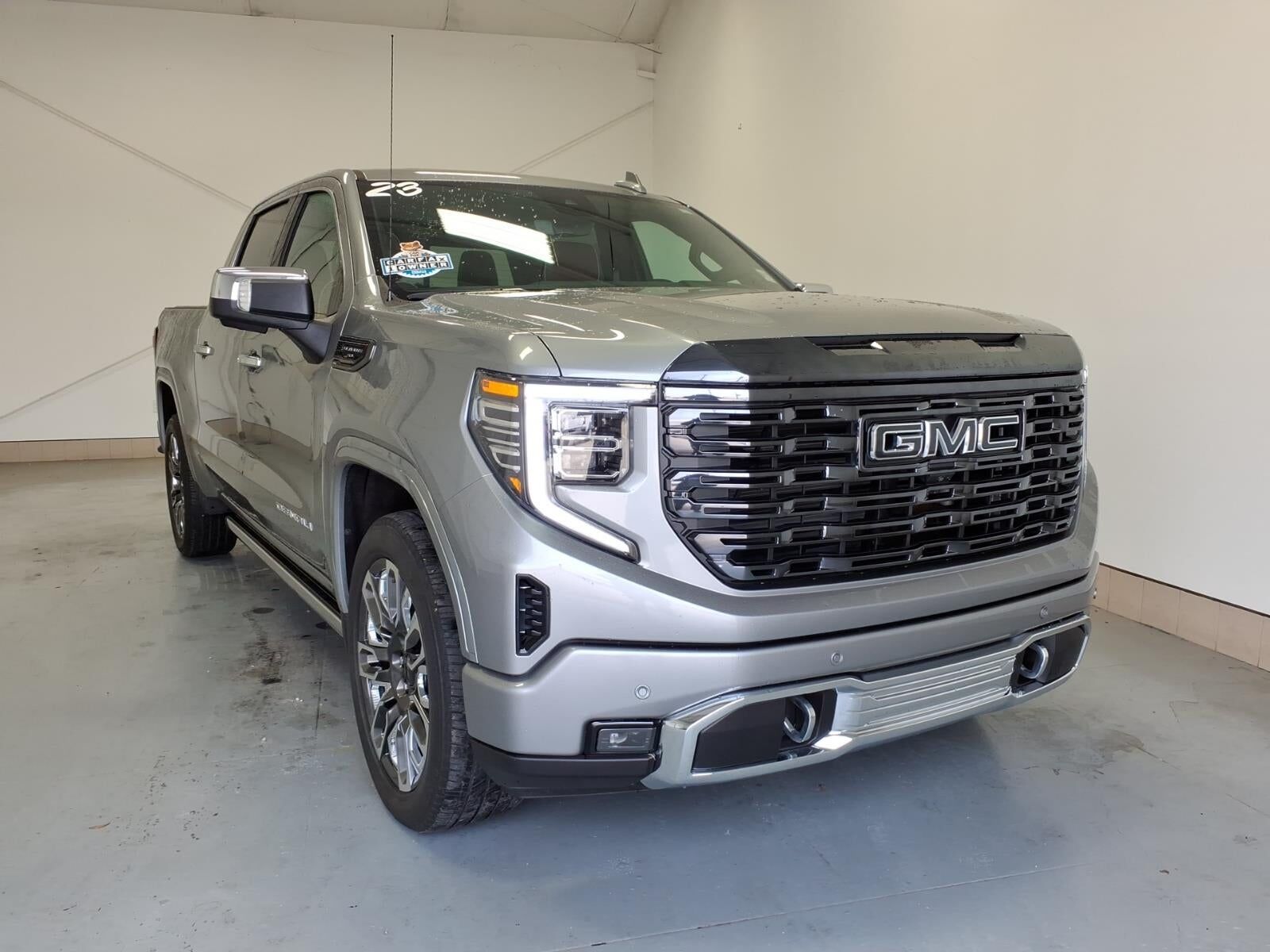 2023 GMC Sierra